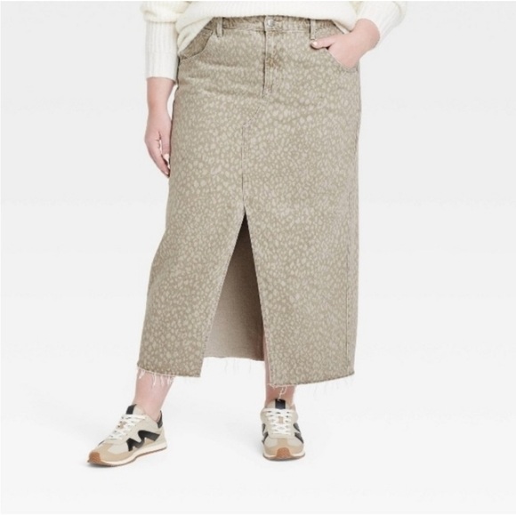 Universal thread Women's Denim Maxi Jean Skirt Light Leopard Print .Size 17 - Picture 2 of 12